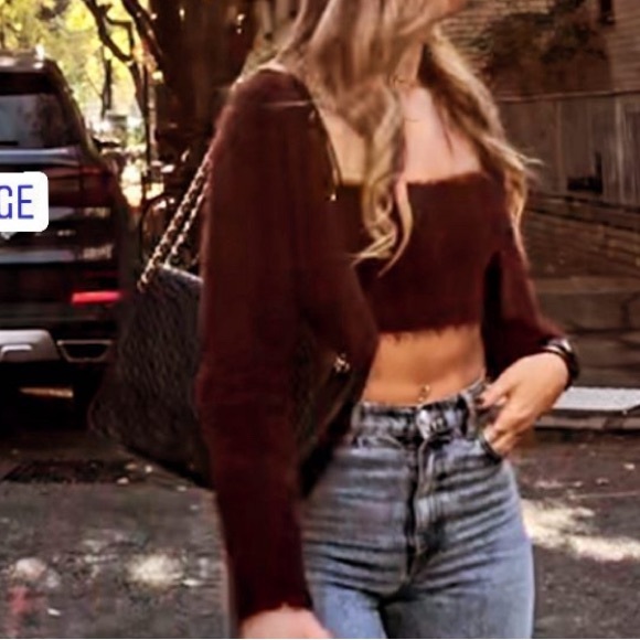 Zara Tops - Zara set crop top with a crop top cardigan